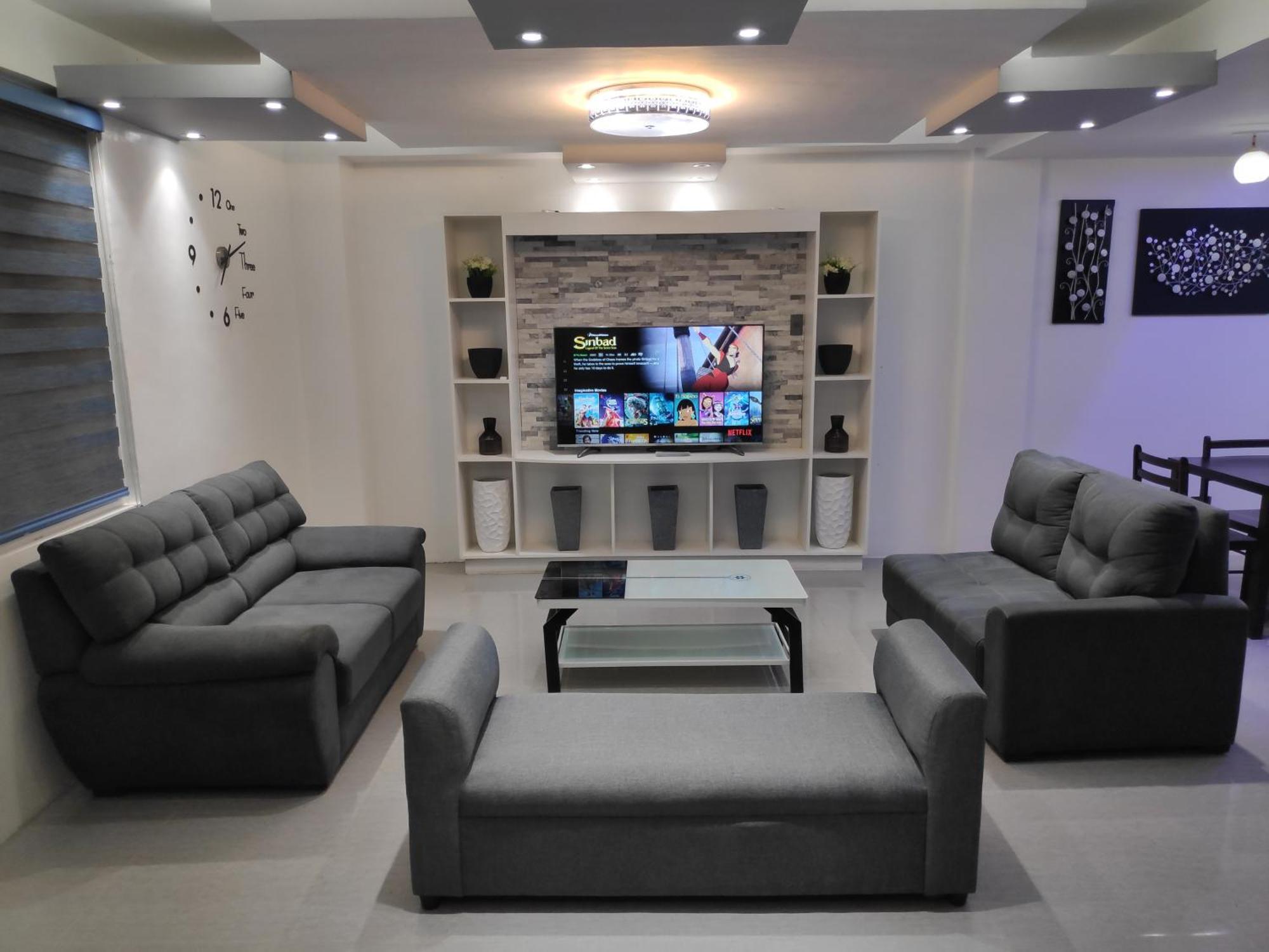 Tagaytay Staycation By Naya And Darla W Free Swimming Pool, Wifi & Netflix Tagaytay City Ngoại thất bức ảnh