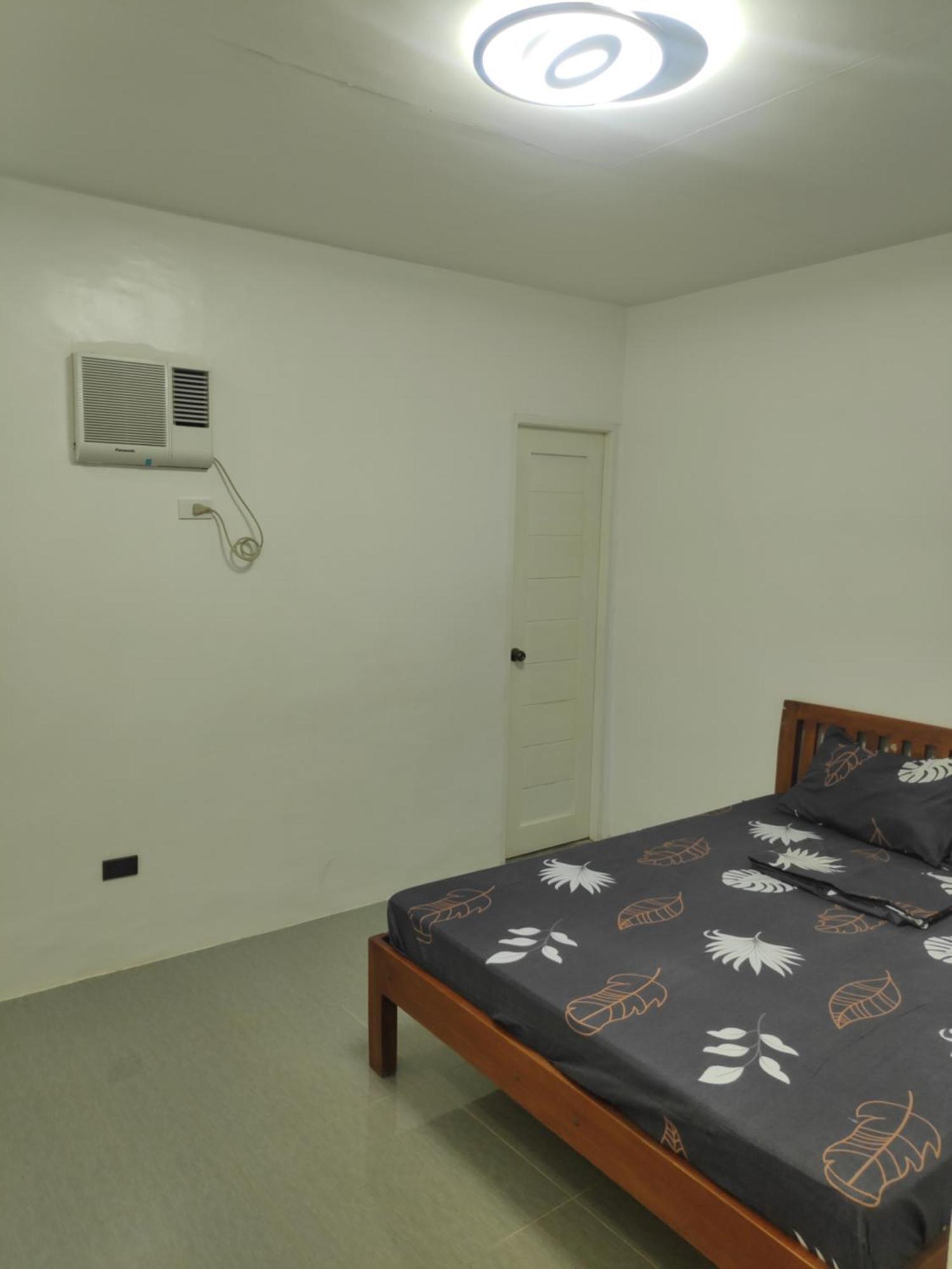 Tagaytay Staycation By Naya And Darla W Free Swimming Pool, Wifi & Netflix Tagaytay City Ngoại thất bức ảnh