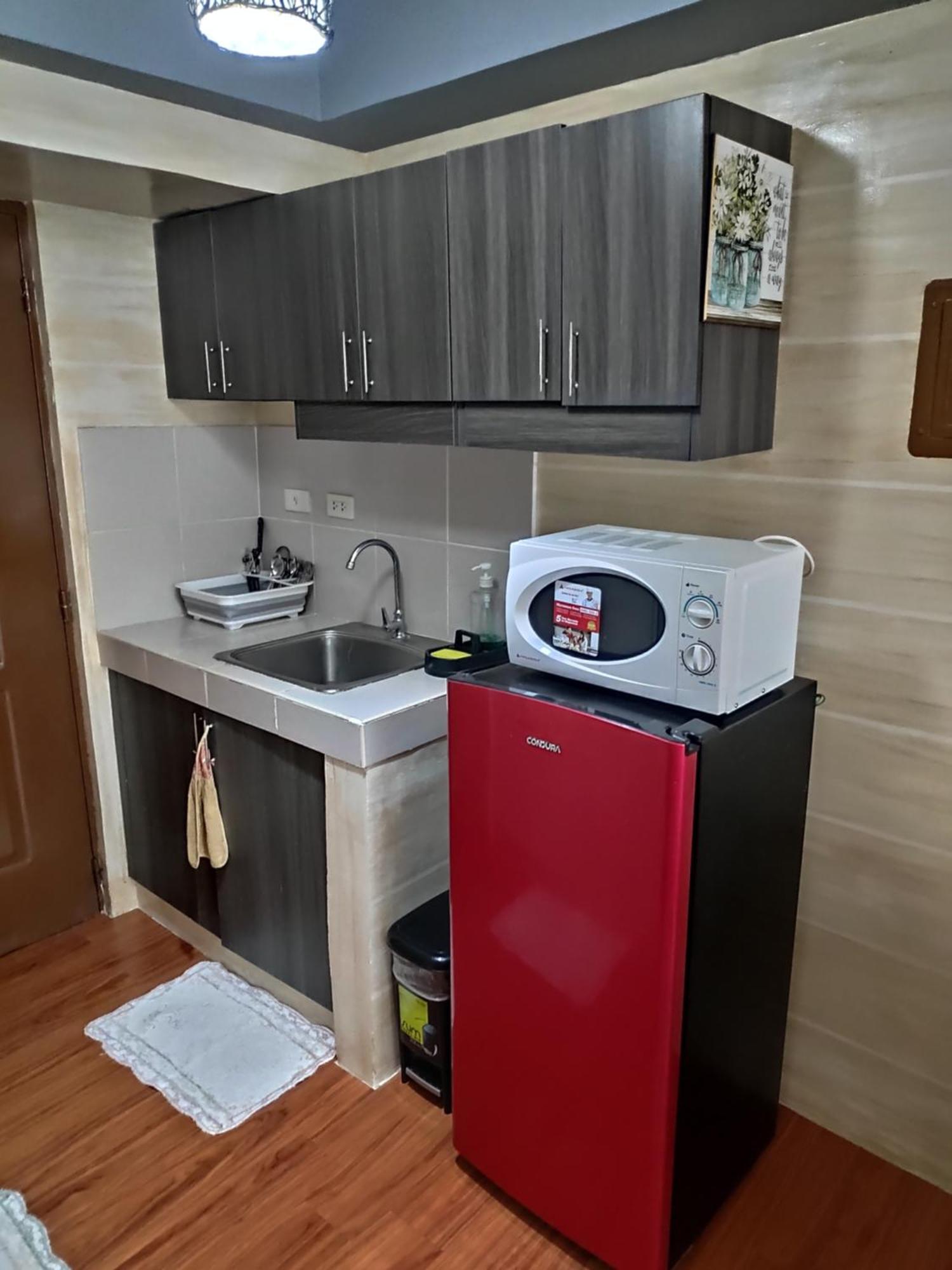 Tagaytay Staycation By Naya And Darla W Free Swimming Pool, Wifi & Netflix Tagaytay City Ngoại thất bức ảnh