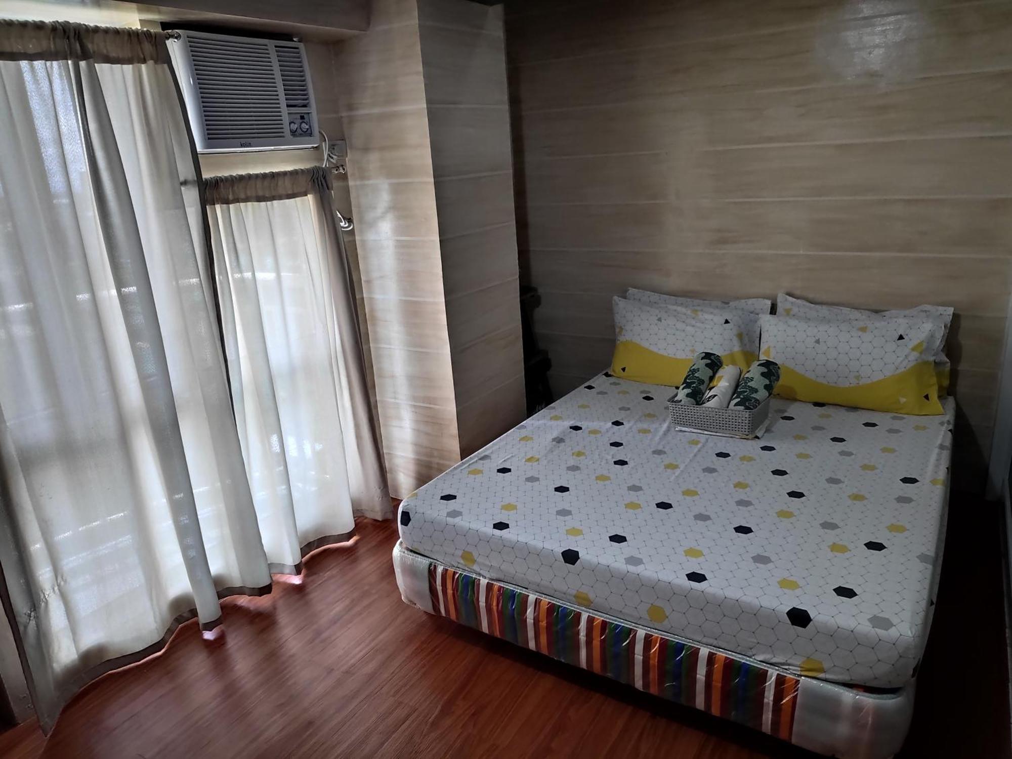 Tagaytay Staycation By Naya And Darla W Free Swimming Pool, Wifi & Netflix Tagaytay City Ngoại thất bức ảnh