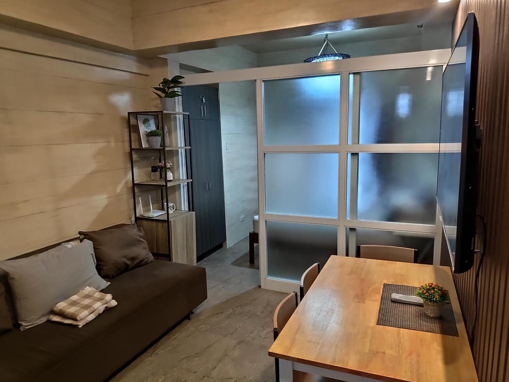 Tagaytay Staycation By Naya And Darla W Free Swimming Pool, Wifi & Netflix Tagaytay City Ngoại thất bức ảnh
