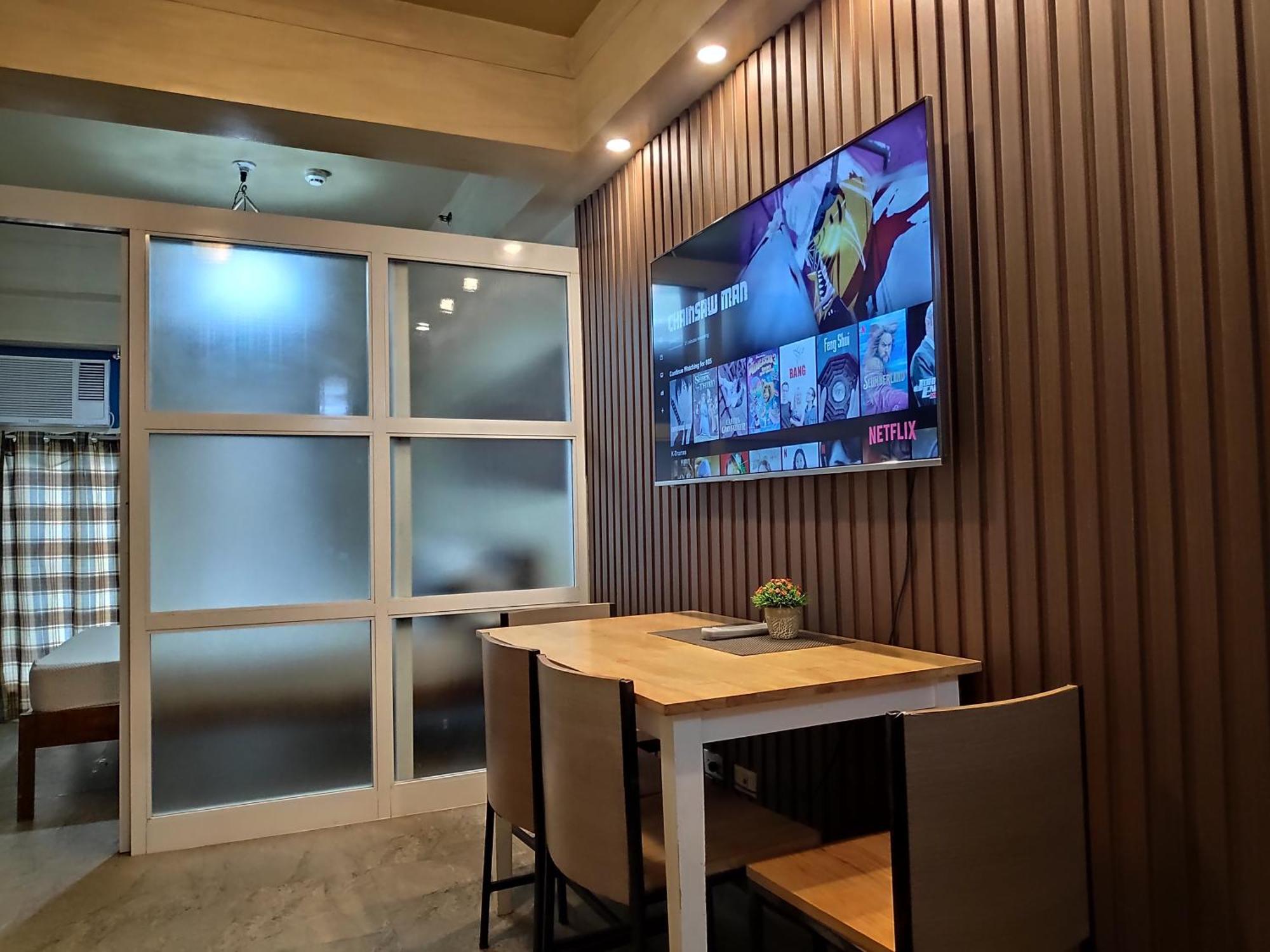 Tagaytay Staycation By Naya And Darla W Free Swimming Pool, Wifi & Netflix Tagaytay City Ngoại thất bức ảnh